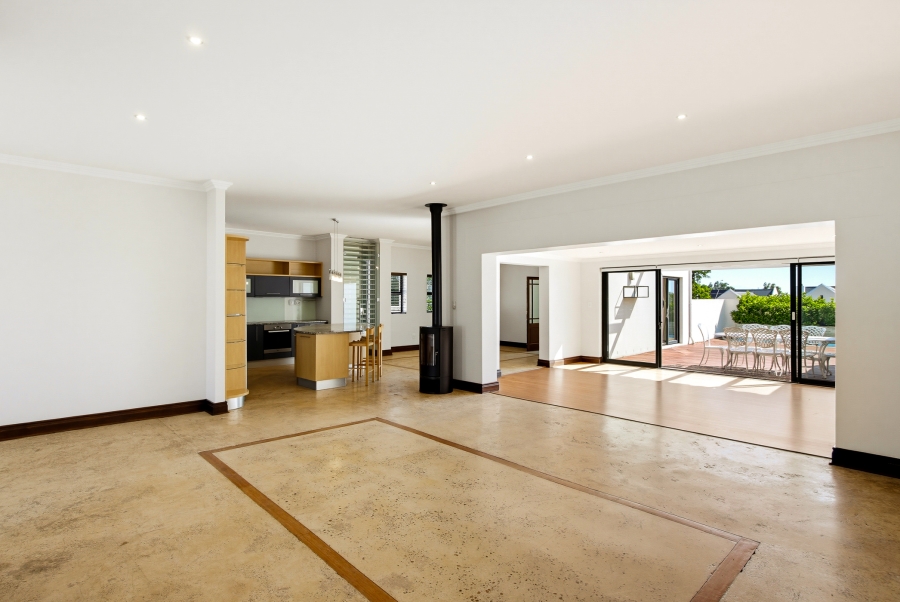 4 Bedroom Property for Sale in Croydon Vineyard Estate Western Cape
